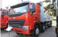 中国重汽豪沃A7重型卡车371PS 8X4自卸车ZZ3317N4667N1