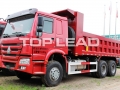 Sinotruk Howo 6 x 4CamionàBennebasculante，Camion benne de 20吨，10 pneus benne