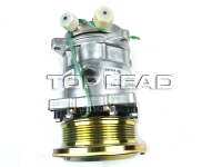 SINOTRUK HOWO   Air-conditioning compressor WG1500139006