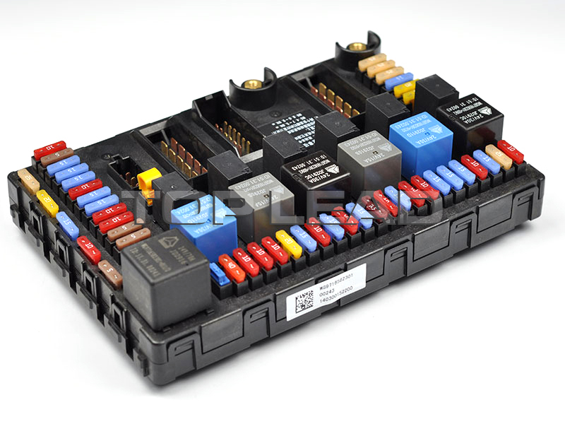 HOWO电气接线盒组件WG9716582301