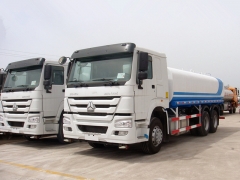 热销售热销售Sinotruk Howo 6x4水箱卡车，20000升洒水卡车，20m3水喷水卡车